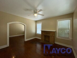 Building Photo - 640 Kirby Pl