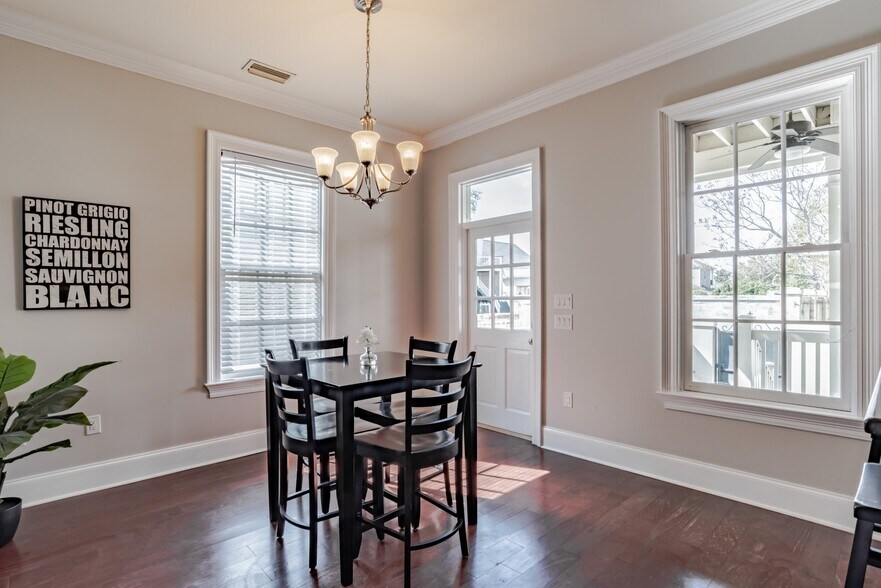 Building Photo - 254 Congress St