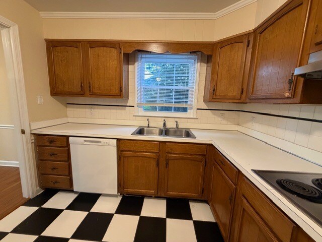 Building Photo - 5606 Bledsoe Dr
