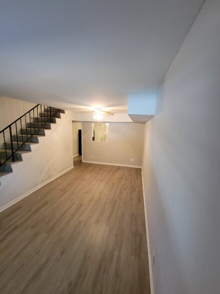Building Photo - 88 Angie Dr