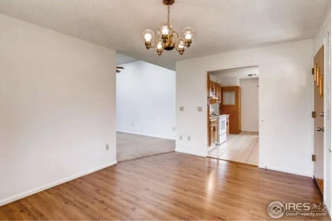 Building Photo - 2742 Goldenrod Pl