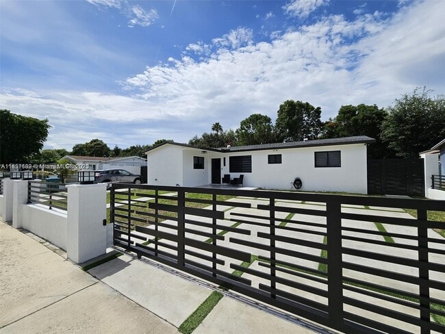 Primary Photo - 2321 NW 196th Terrace