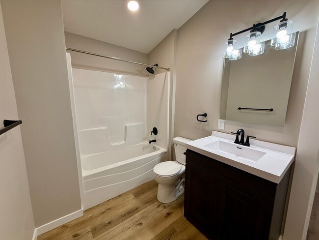 Building Photo - 1025 N 6th St