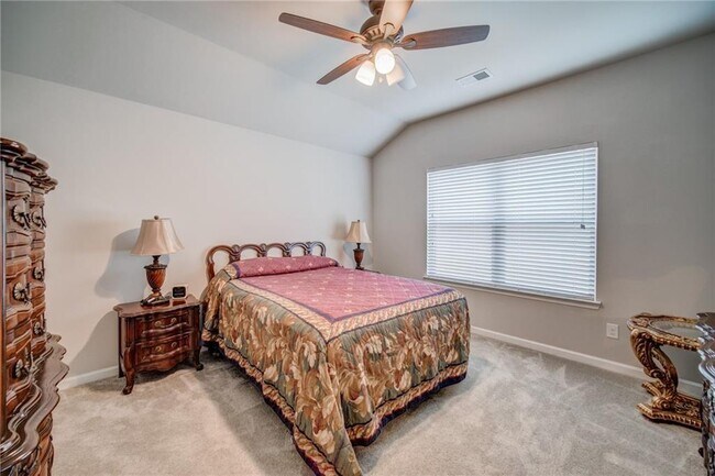 Building Photo - 2639 Ogden Trl