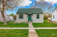 Building Photo - 215 S Juniper St