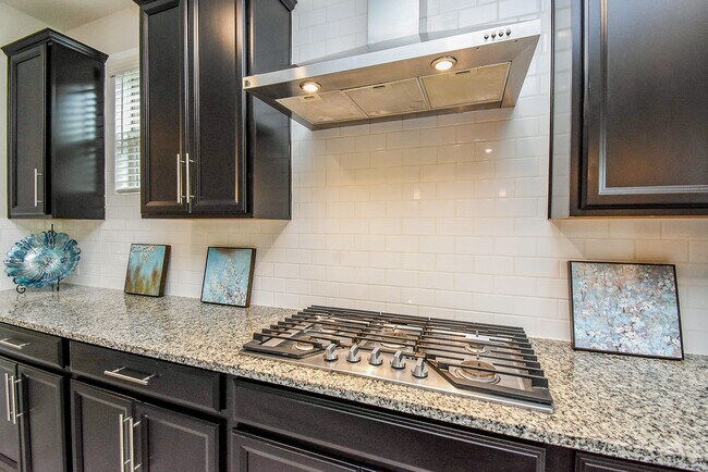 Building Photo - 24918 Meadowthorn Crest Ln