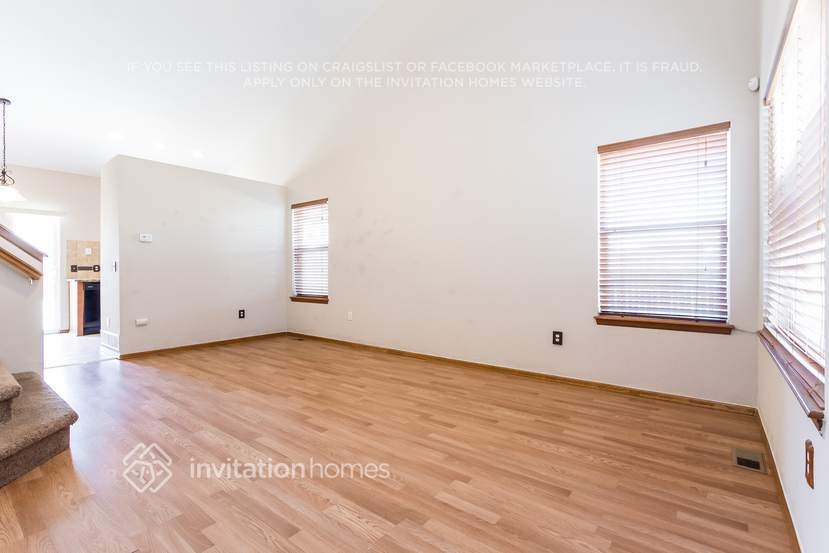 Building Photo - 21731 E Kent Dr