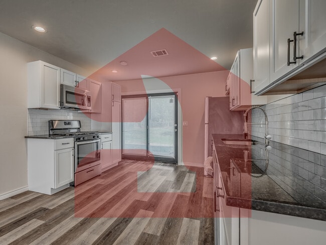 Building Photo - 231 NW 81st St