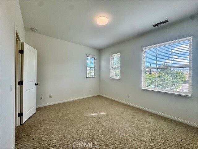 Building Photo - 51 Elmdale