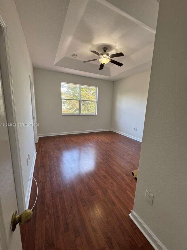 Building Photo - 825 SW 153rd Path