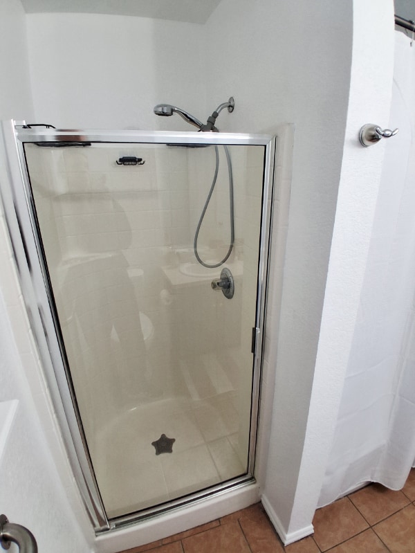 Building Photo - 2 Cloverdale and Wheatland