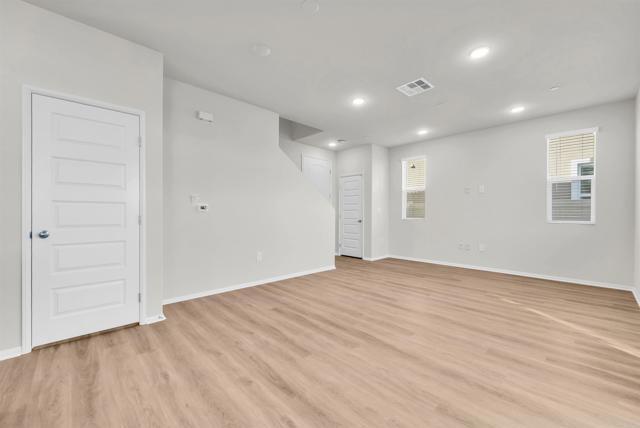 Building Photo - 28386 Via Solero