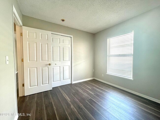 Building Photo - 7329 Lawn Tennis Ln