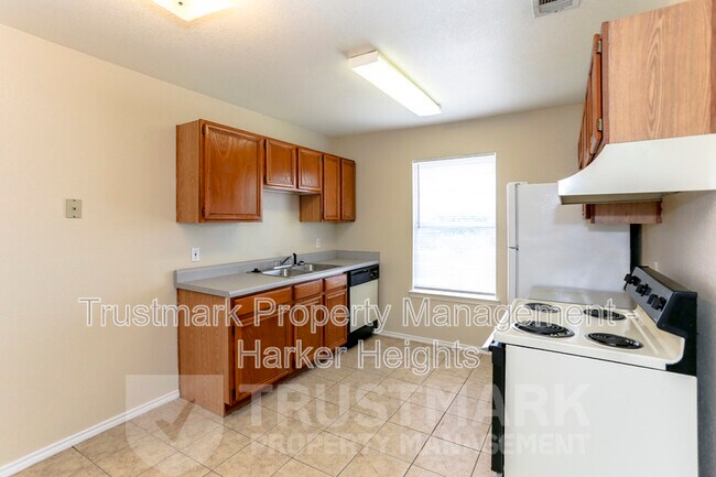 Building Photo - 1708 Windward Dr