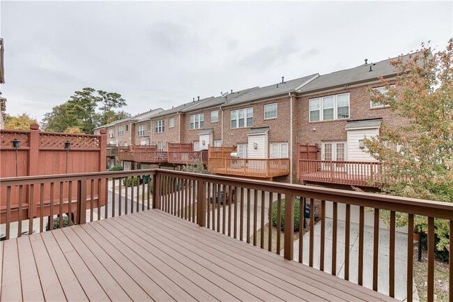 Building Photo - 2777 Loftview Square