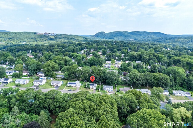 Building Photo - 164 Tanglewood Dr