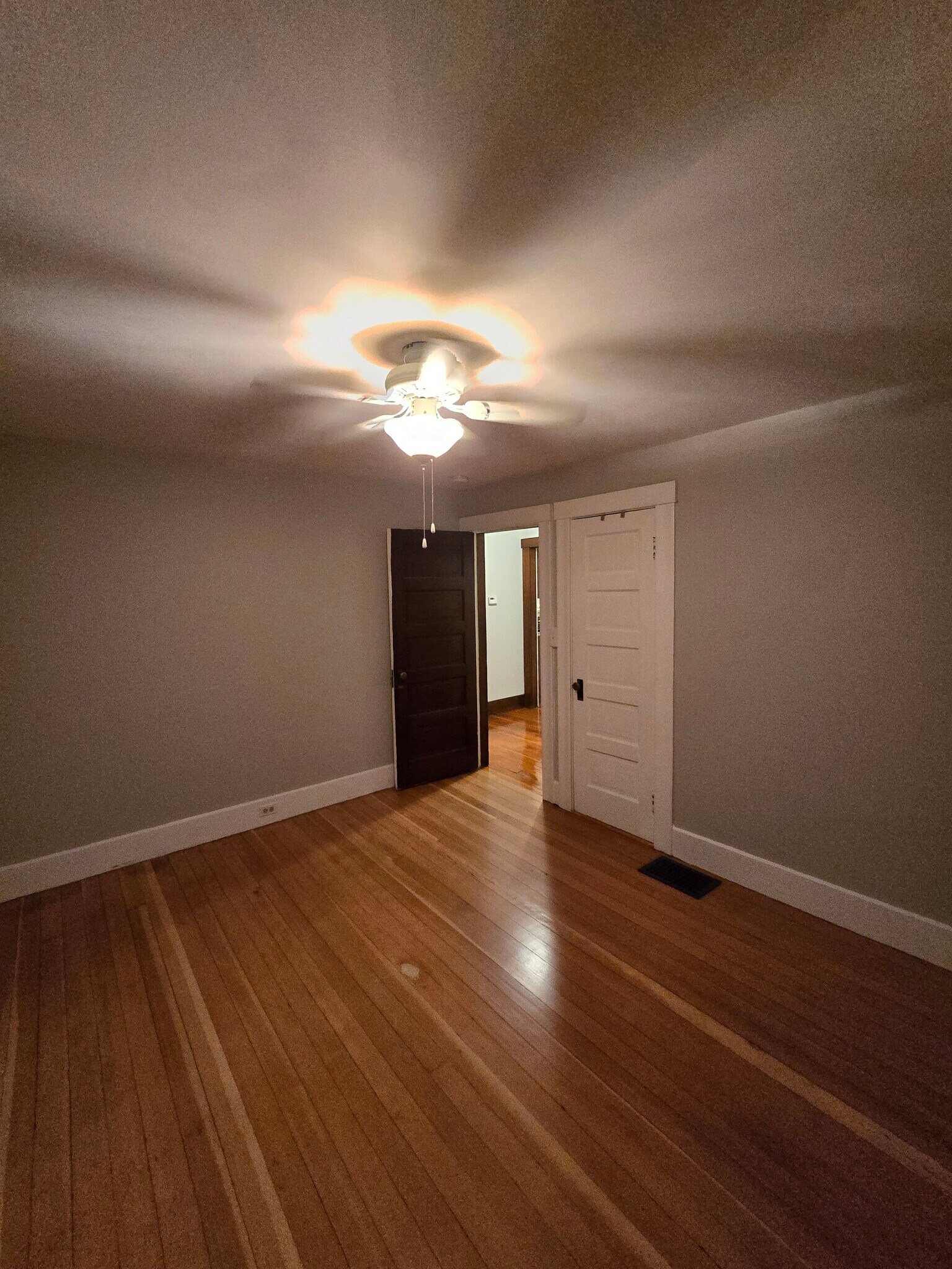 Building Photo - 12 Leland Rd