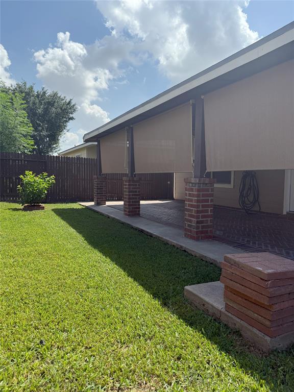 Building Photo - 711 Sun Lodge Dr