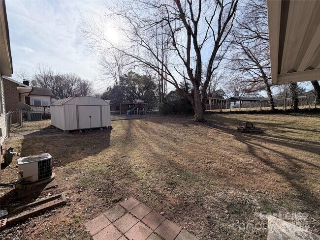 Building Photo - 6207 Eagle Peak Dr