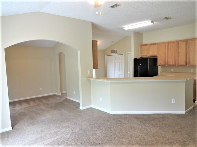 Building Photo - 6486 Hannah Stables Dr