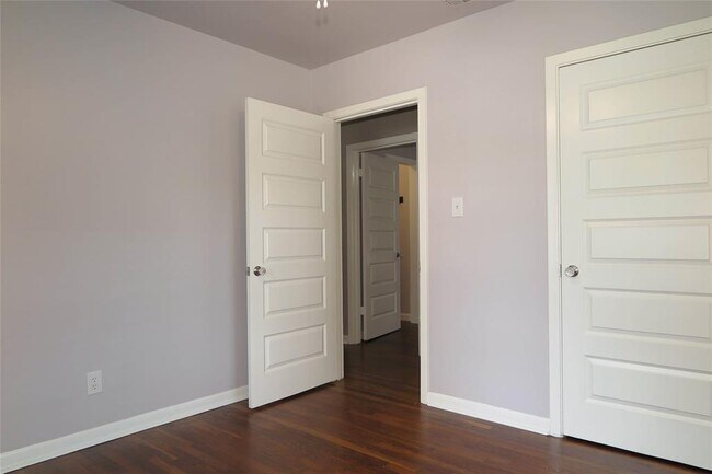 Building Photo - 1205 Forest St