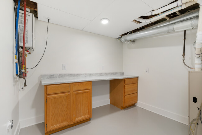 Building Photo - 620 Broadwater Ave