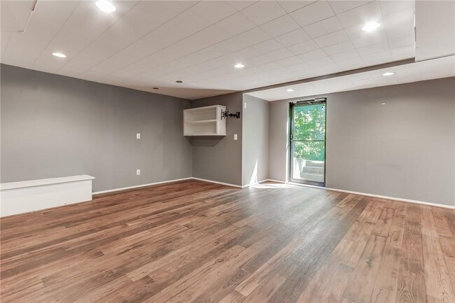 Building Photo - 67 Tranquility Rd
