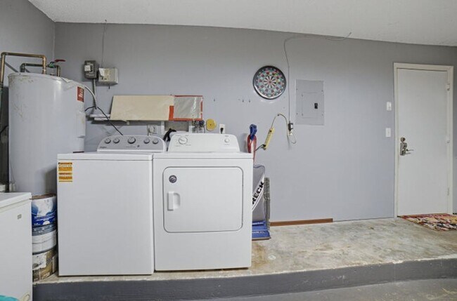 Building Photo - 2036 NW 183rd Cir