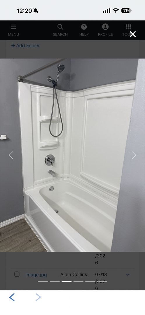 Building Photo - 3 bedroom 1.5 bath Available now!