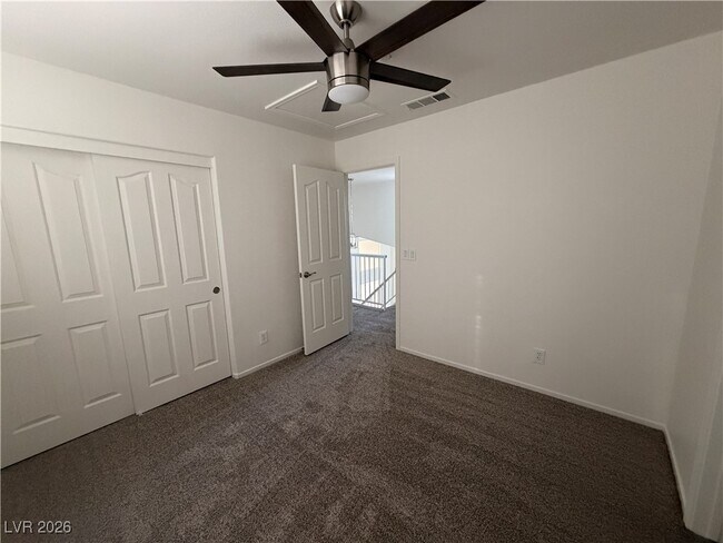 Building Photo - 1825 Sierra Oaks Ln