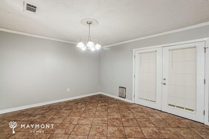 Building Photo - 804 Berkshire St