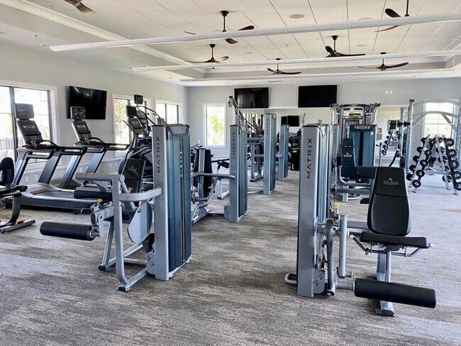 Building Photo - 4464 San Fratello Cir