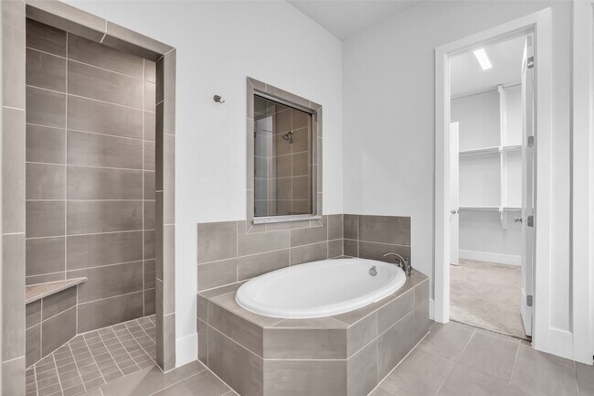 Building Photo - 16 Clearview Terrace Pl