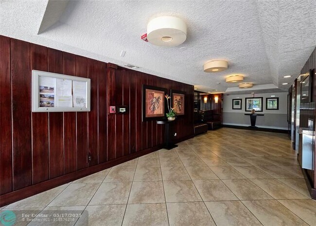 Building Photo - 106 Lake Emerald Dr