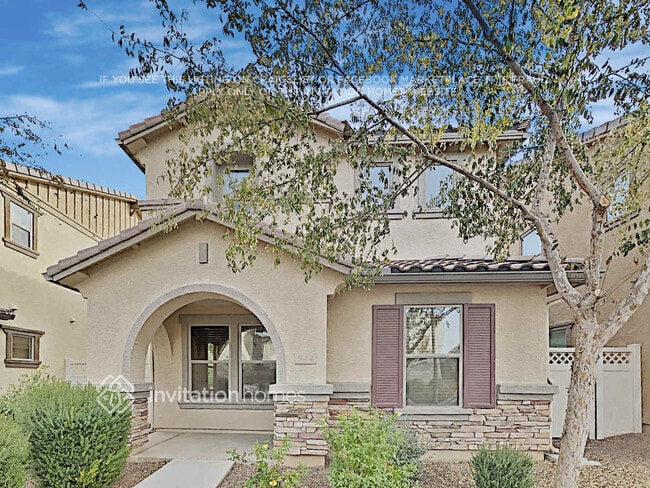 Building Photo - 944 S Sabino Dr