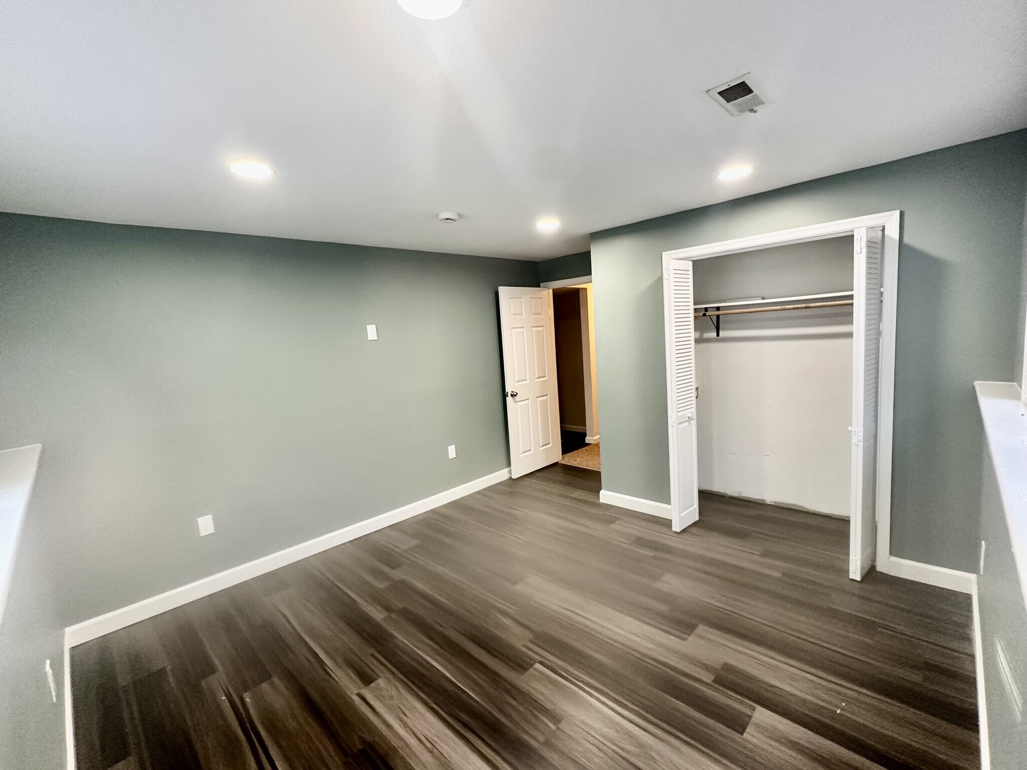 Building Photo - 10612 Holleybrooke Dr