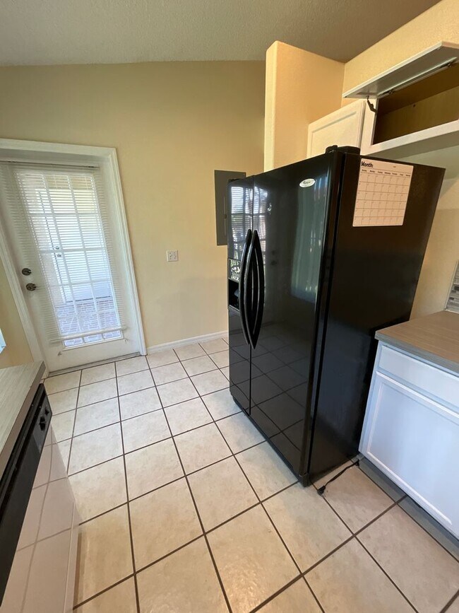 Building Photo - Beautiful 3/2 Condo in Osprey at the Oaks!