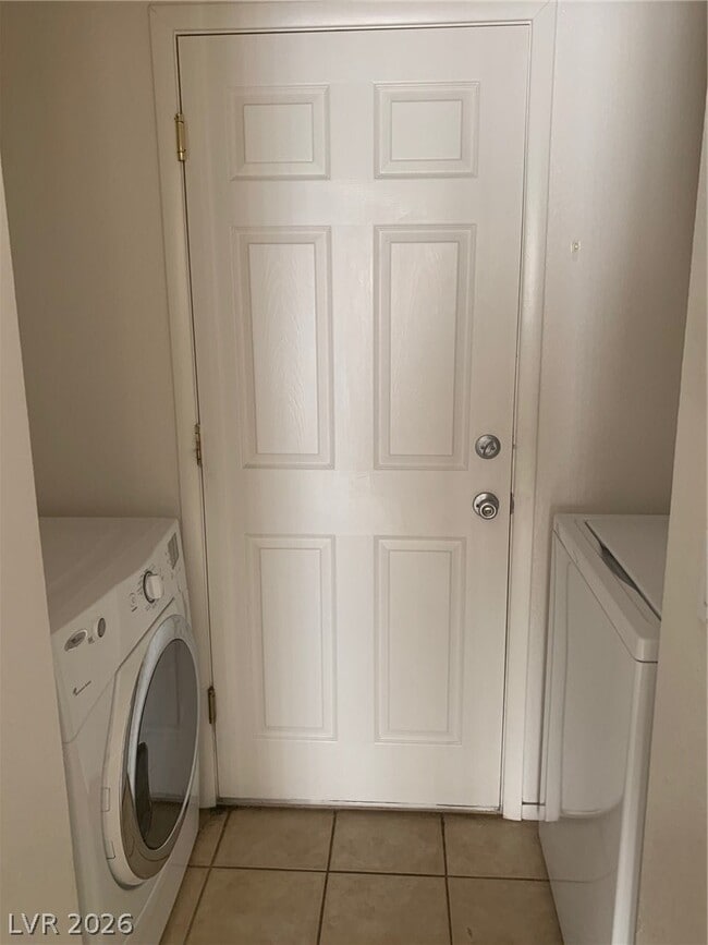 Building Photo - 7575 Aurora Glow St