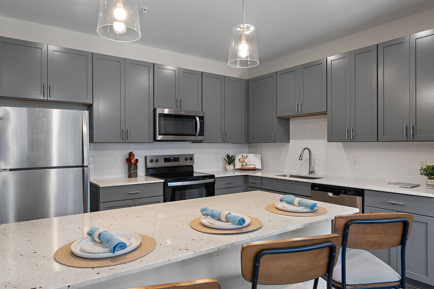 Building Photo - The Preserve at Peters Township