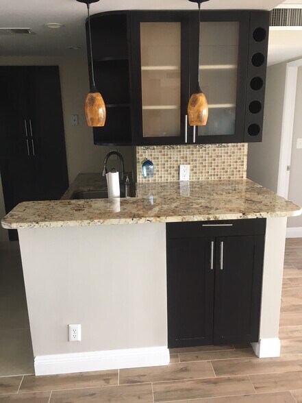 Building Photo - 111 Briny Ave