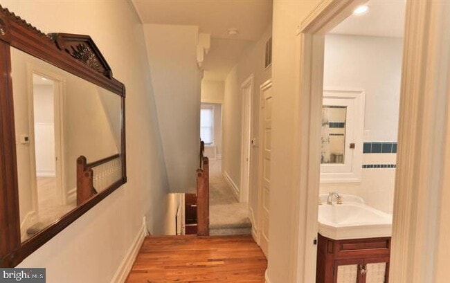 Building Photo - 855 N 24th St