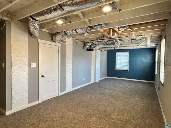 Building Photo - 814 Altavista Ave