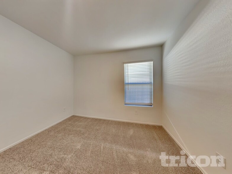 Building Photo - 17122 Quaking Aspen Ln