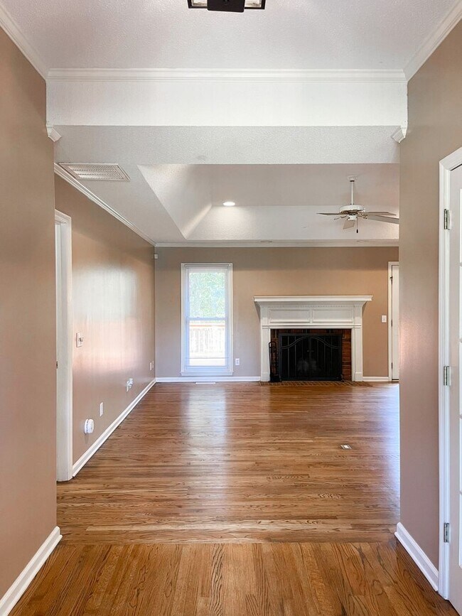 Building Photo - 23 Flat Trail Ct