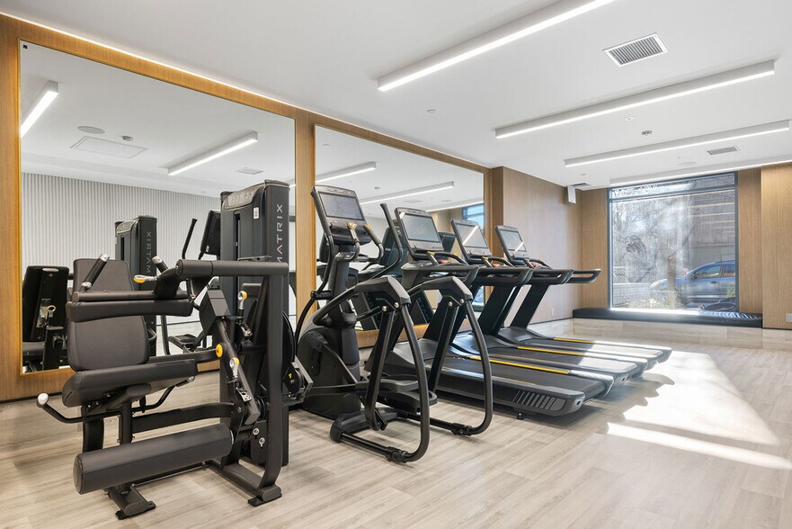 Building Photo - 159 Boerum St