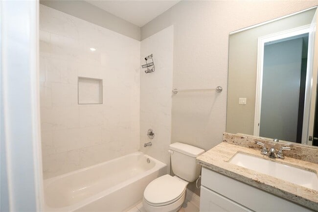Building Photo - 5411 Camaguey St