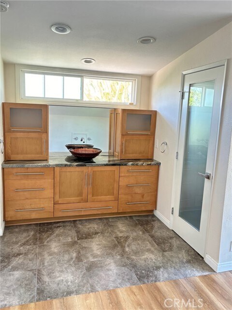 Building Photo - 14851 Devonshire Ave