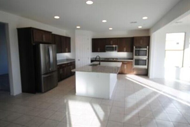 Building Photo - STUNNING 4-Bedroom + Den Home in Gladden Farms!!!!! SOLAR PANELS!!!