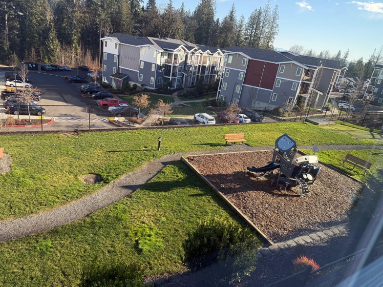 Building Photo - 10103 16th Pl SE