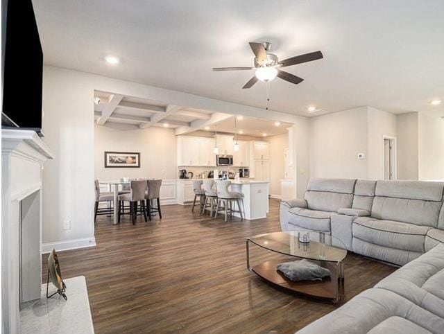 Building Photo - 394 Greenleaf